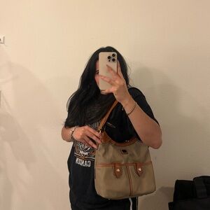 Db tan and brown shoulder